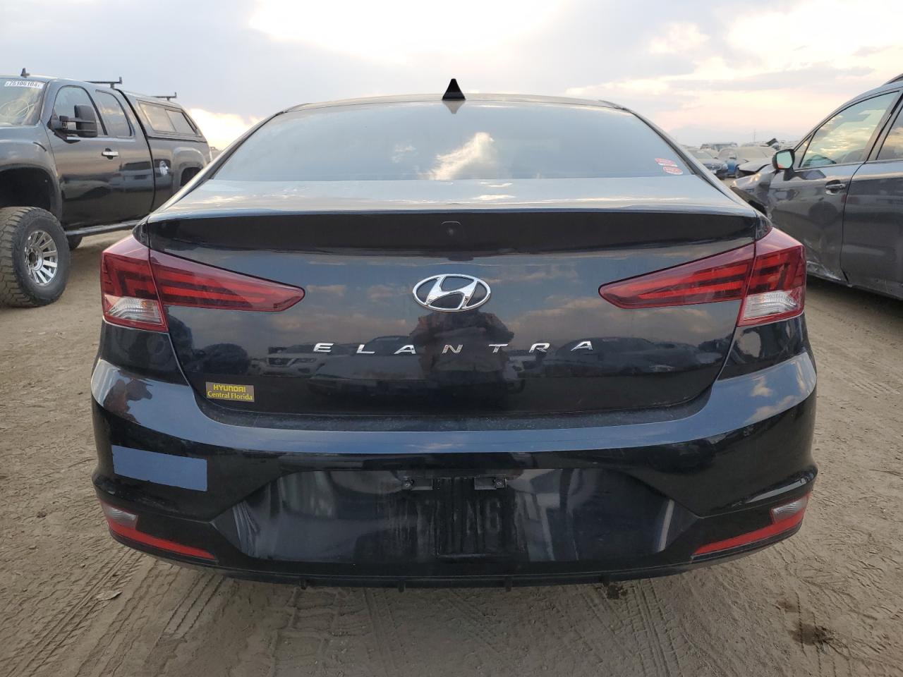 5NPD84LF2LH604674 2020 Hyundai Elantra Sel