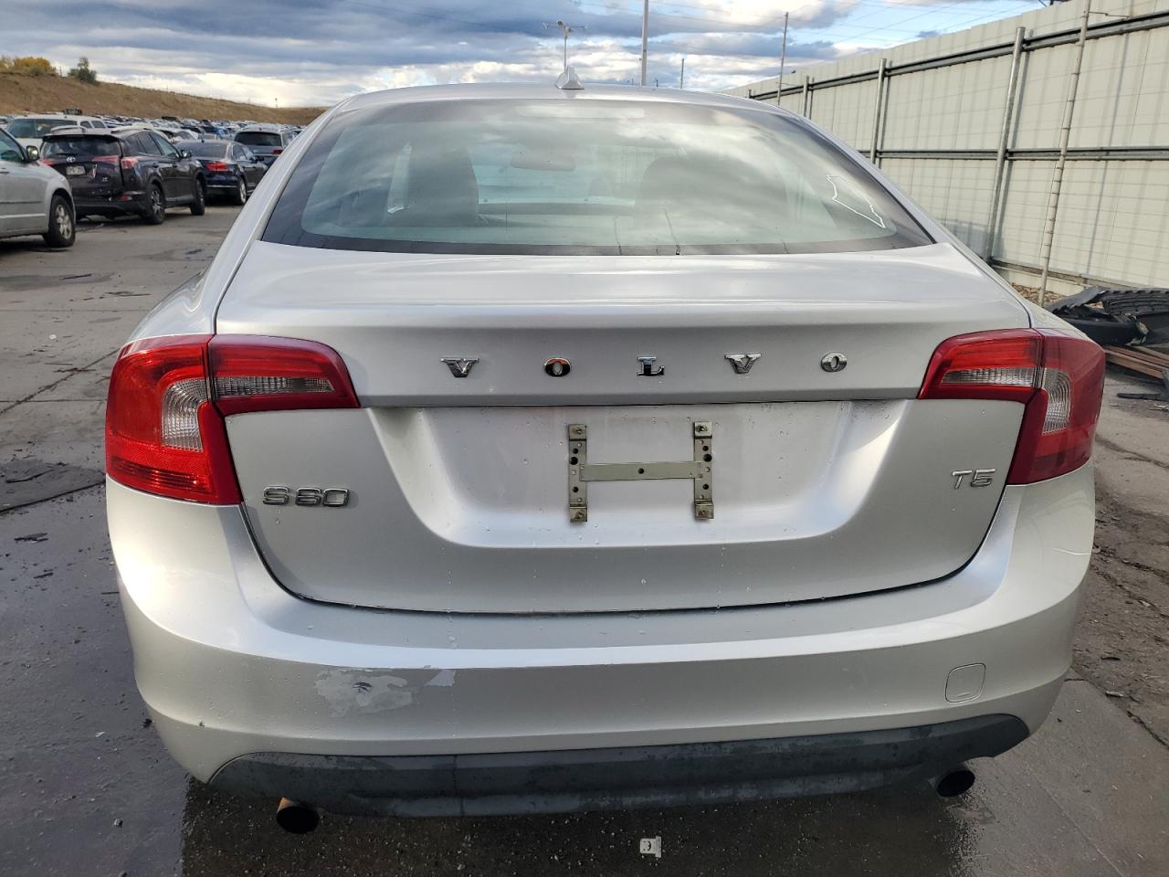 2012 Volvo S60 T5 VIN: YV1622FS9C2132458 Lot: 76715414