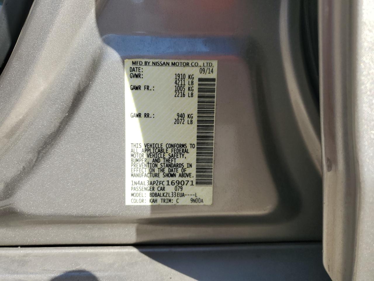 2015 Nissan Altima - Image 14