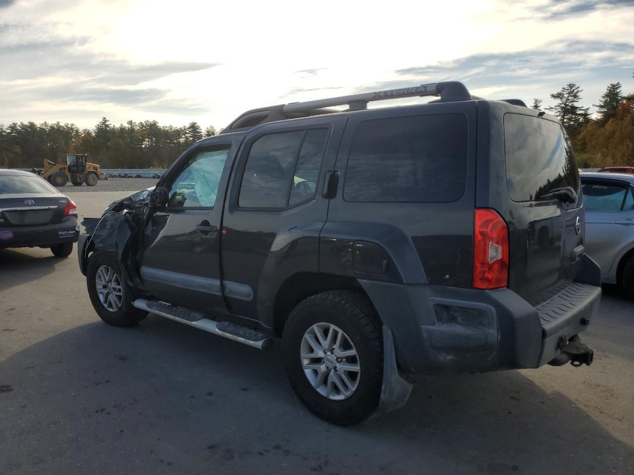 VIN 5N1AN0NW8FN663312 2015 NISSAN XTERRA no.2