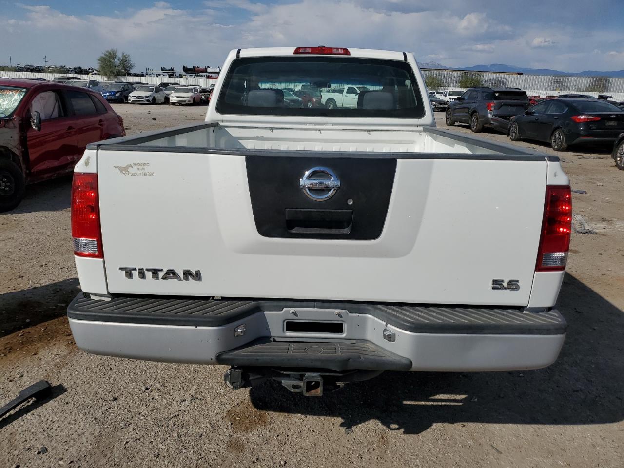 2004 Nissan Titan - Image 6