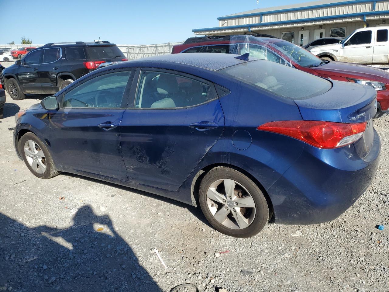 2013 Hyundai Elantra - Image 2