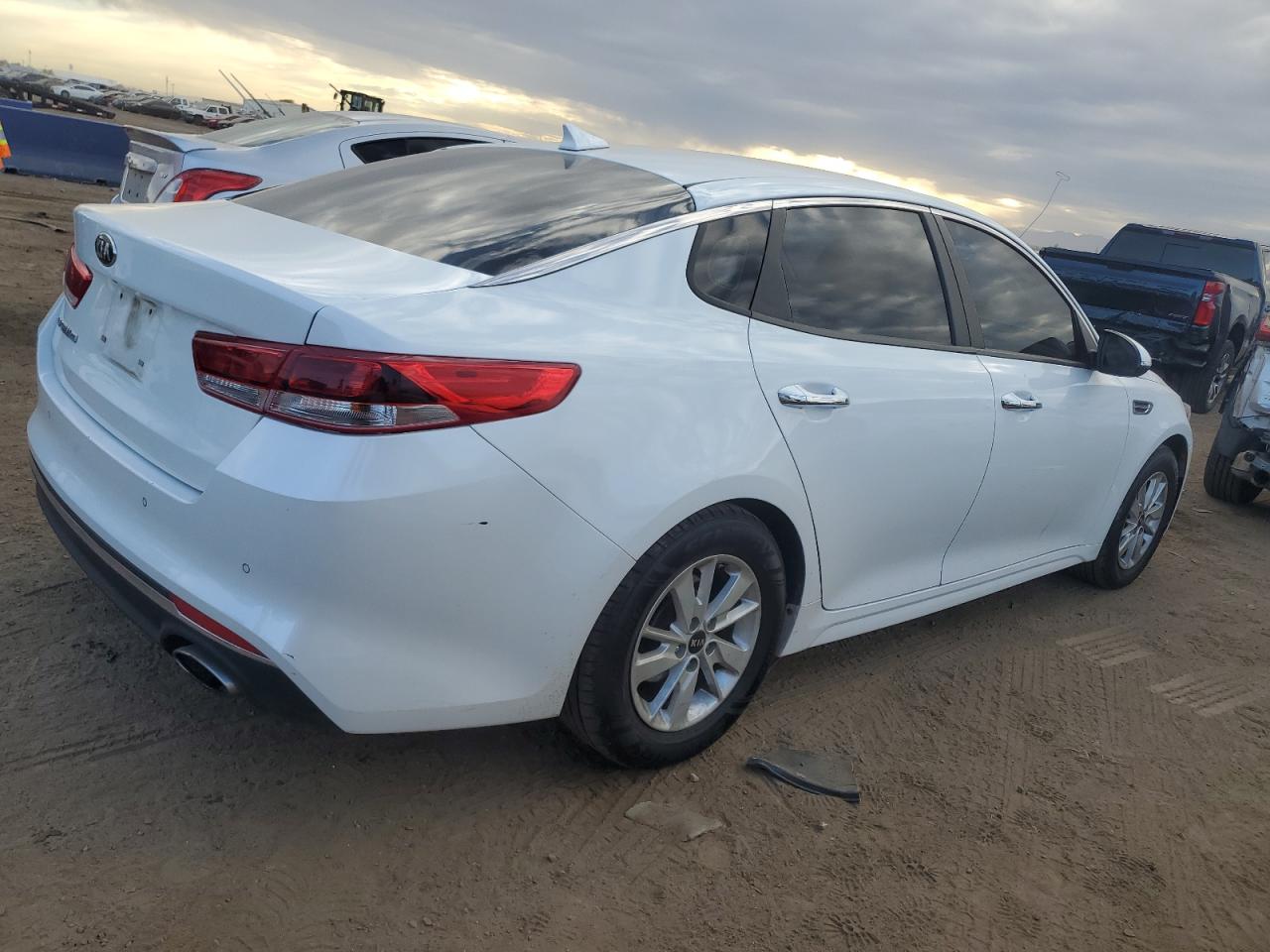 2018 Kia Optima - Image 3