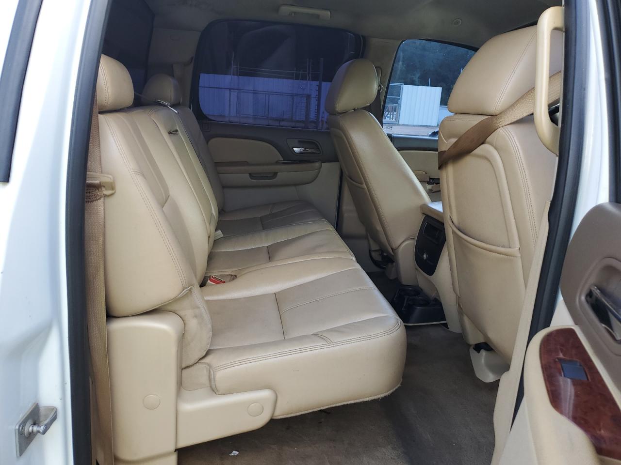 2012 Chevrolet Silverado - Image 10