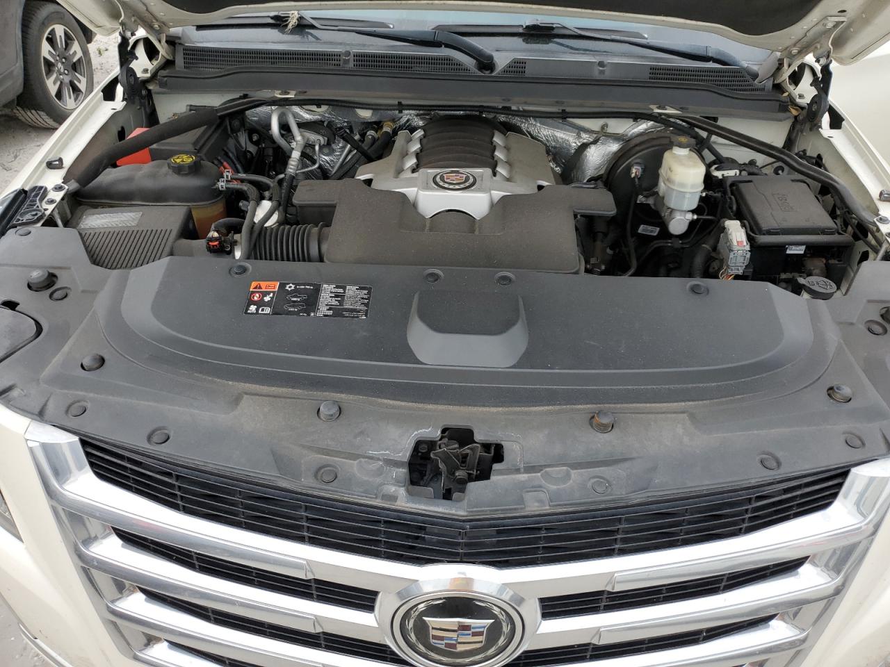 1GYS3CKJ2FR209021 2015 Cadillac Escalade Premium