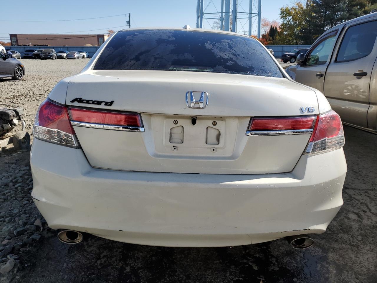 1HGCP3F89BA003730 2011 Honda Accord Exl