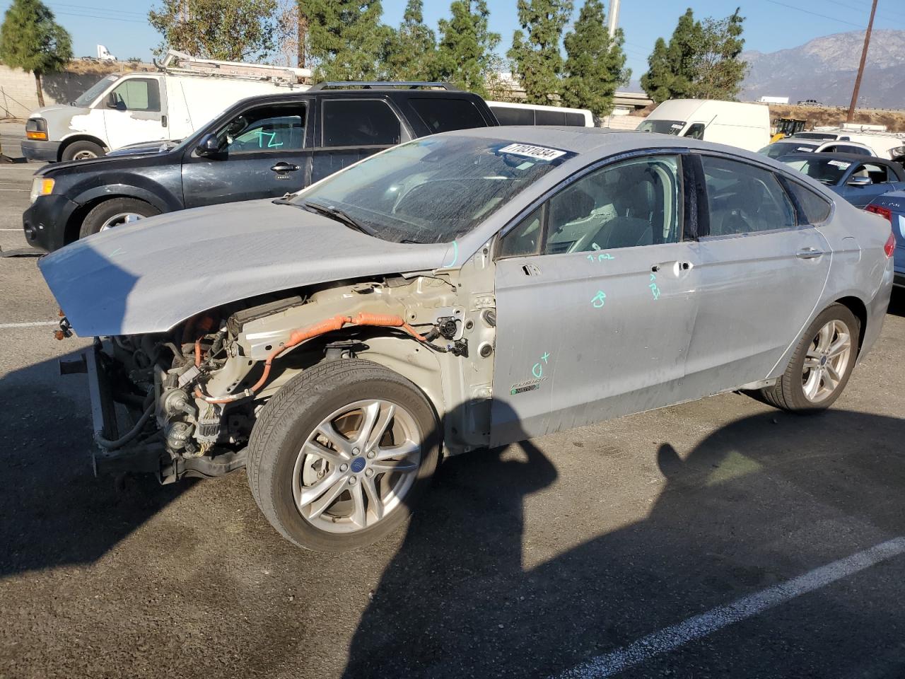 VIN 3FA6P0SU7GR187601 2016 FORD FUSION no.1