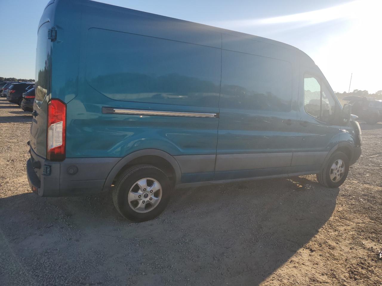 2016 Ford Transit - Image 3