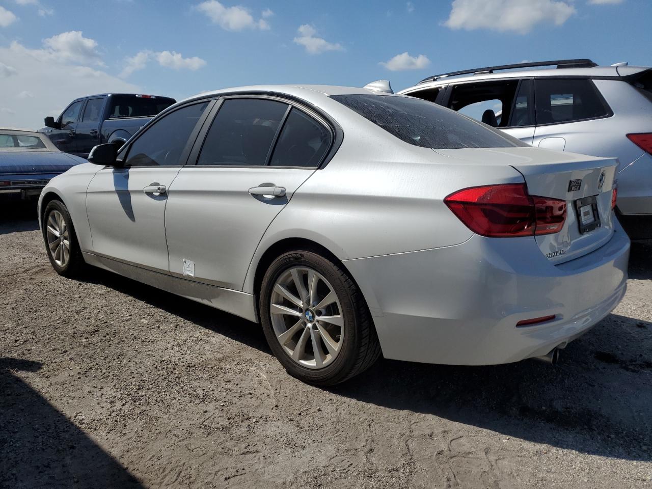 2018 BMW 320 I VIN: WBA8E1G5XJNU90010 Lot: 75008194