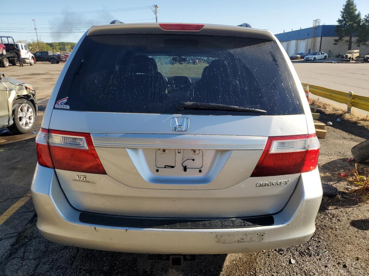 2005 Honda Odyssey Exl VIN: 5FNRL38675B018433 Lot: 74996024