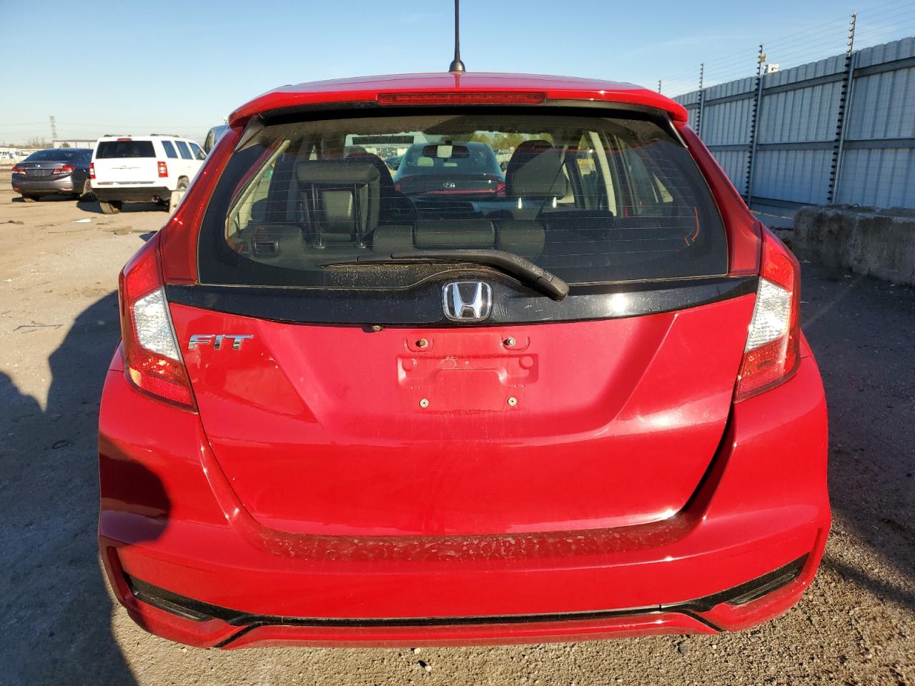 2019 Honda Fit Lx VIN: 3HGGK5H42KM702321 Lot: 75767374