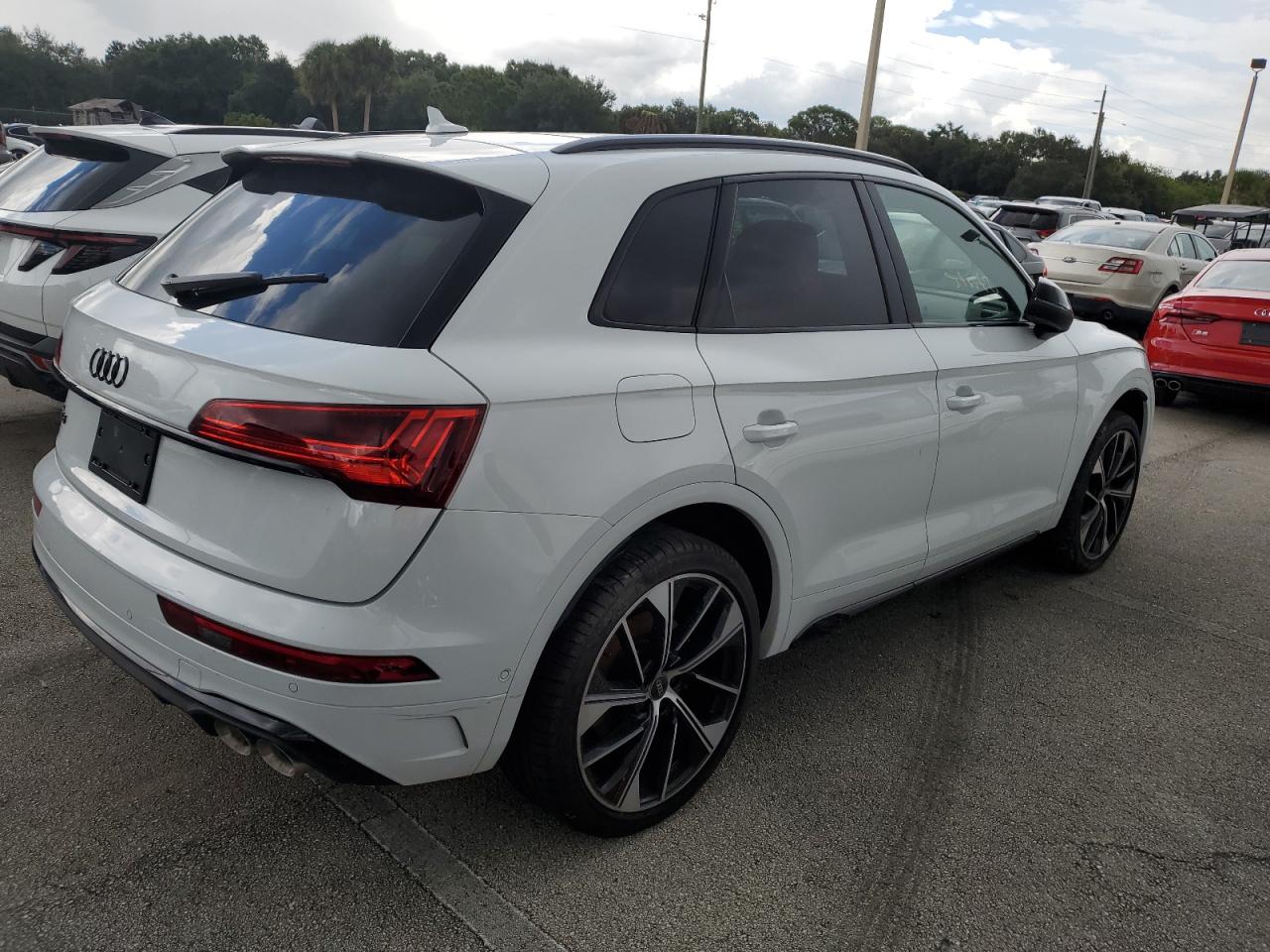 WA1C4AFYXP2167611 2023 Audi Sq5 Prestige