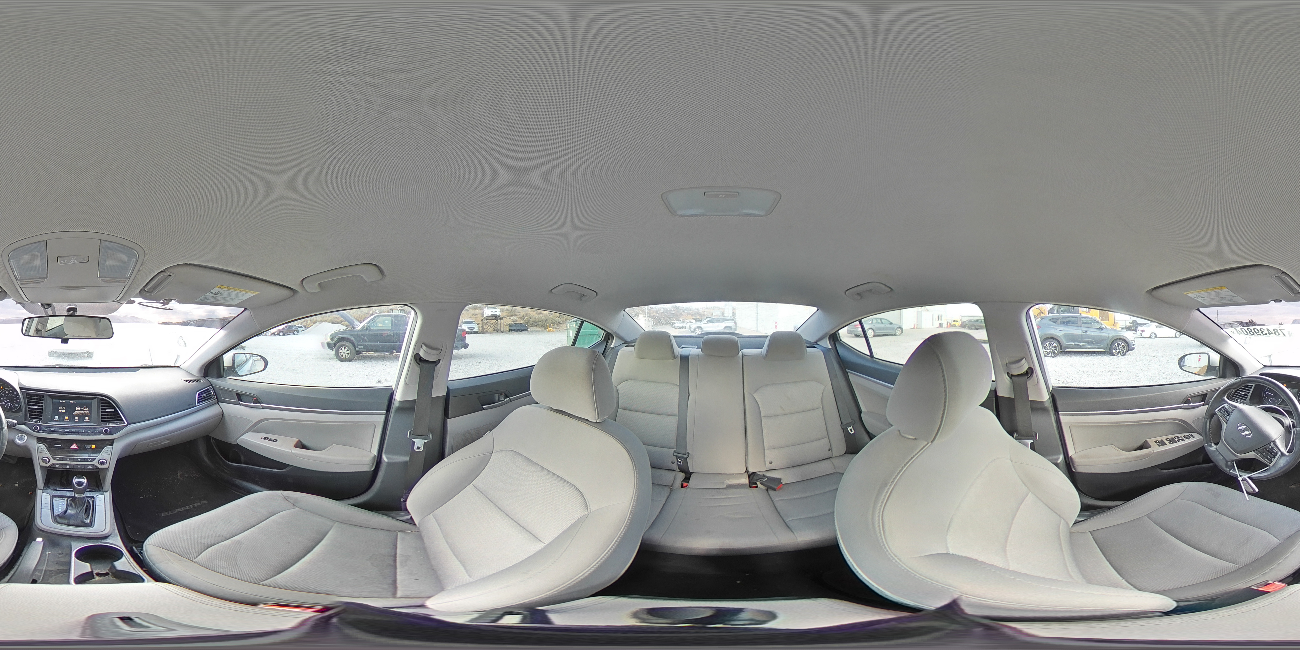 2017 Hyundai Elantra - Image 12