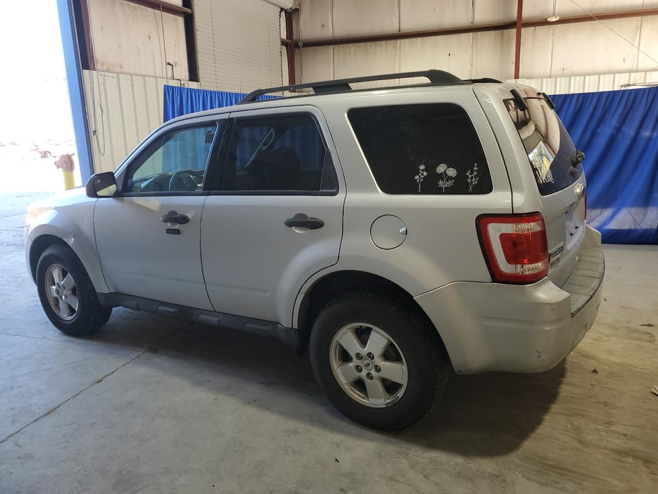 2011 Ford Escape - Image 2