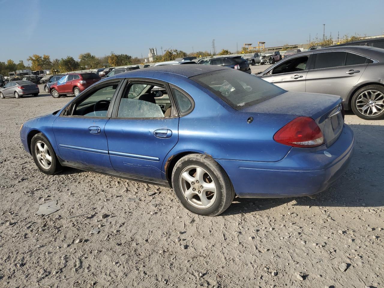 2003 Ford Taurus - Image 2