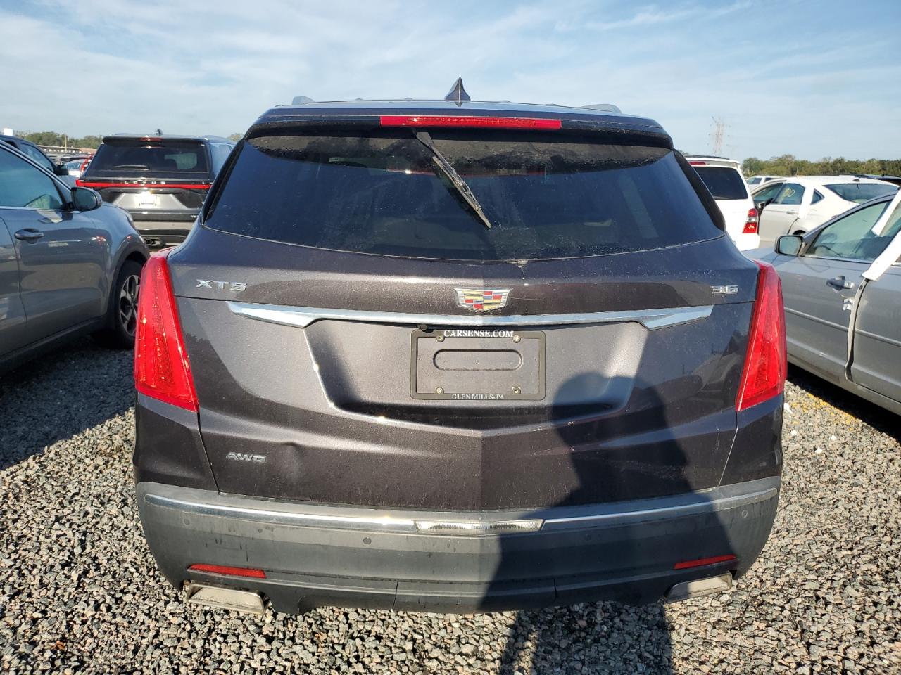 2017 Cadillac Xt5 Luxury VIN: 1GYKNDRSXHZ267282 Lot: 82061694