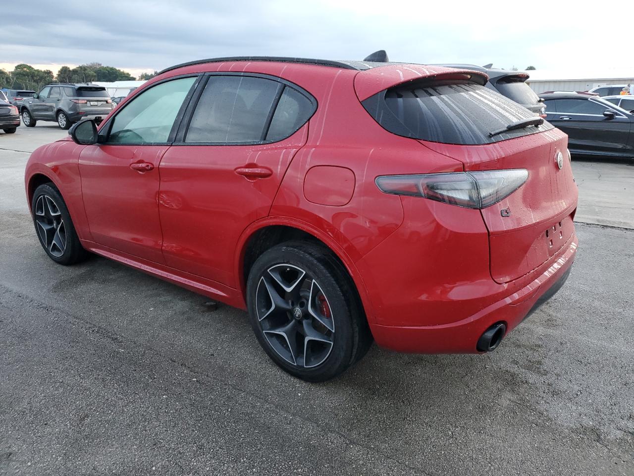 2020 Alfa Romeo Stelvio - Image 2