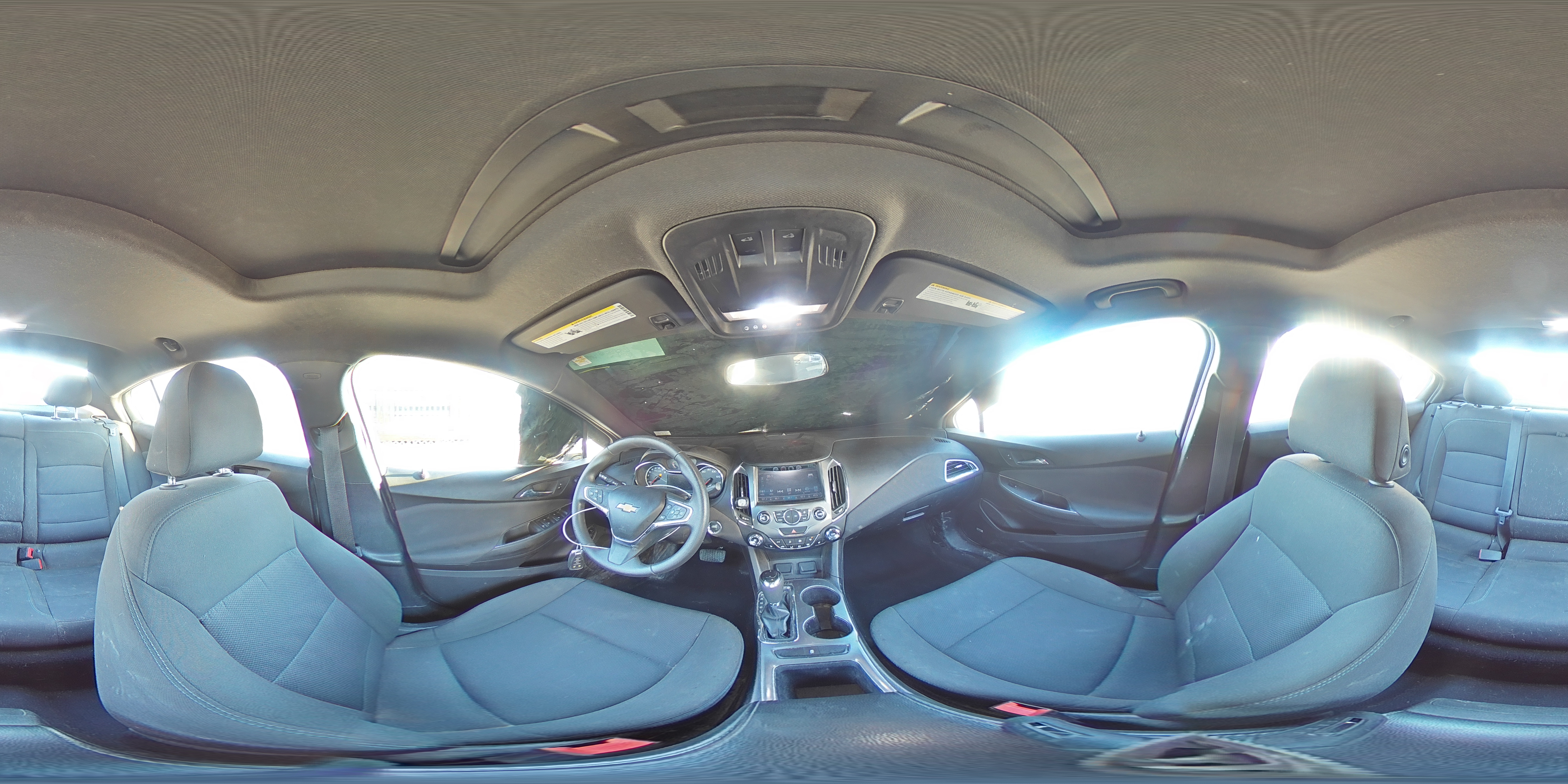 2018 Chevrolet Cruze - Image 15