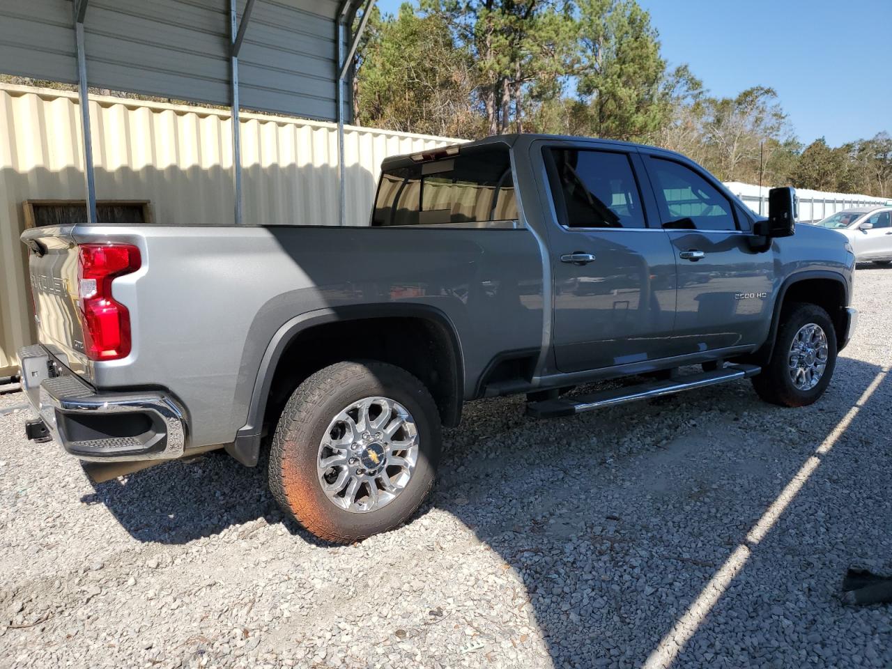 2024 Chevrolet Silverado - Image 3