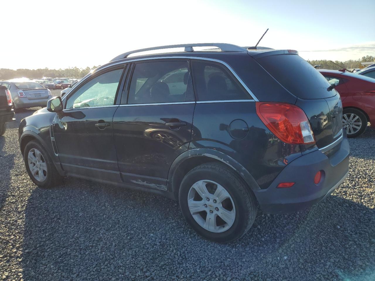2014 Chevrolet Captiva - Image 2