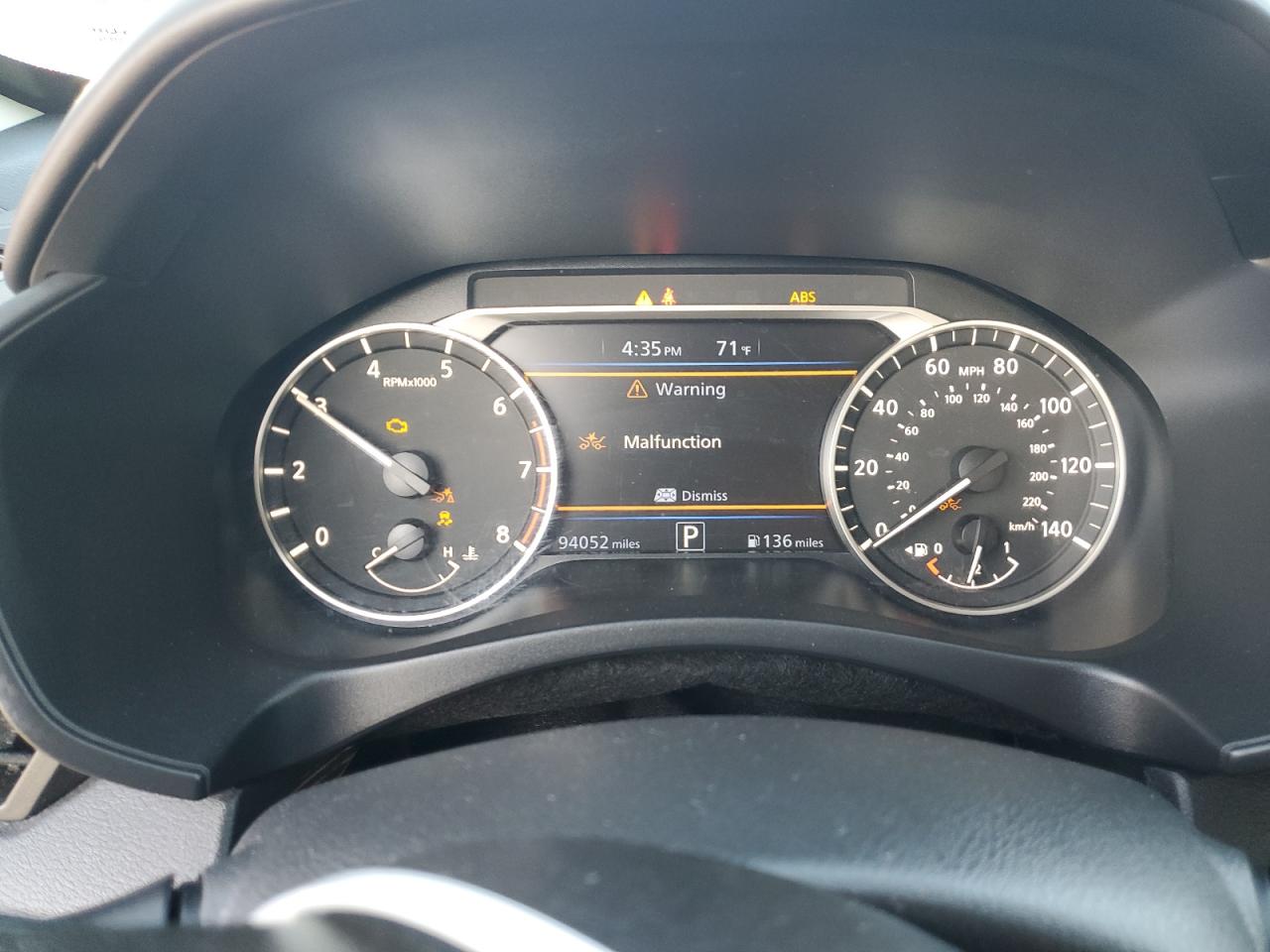 2020 Nissan Altima - Image 9