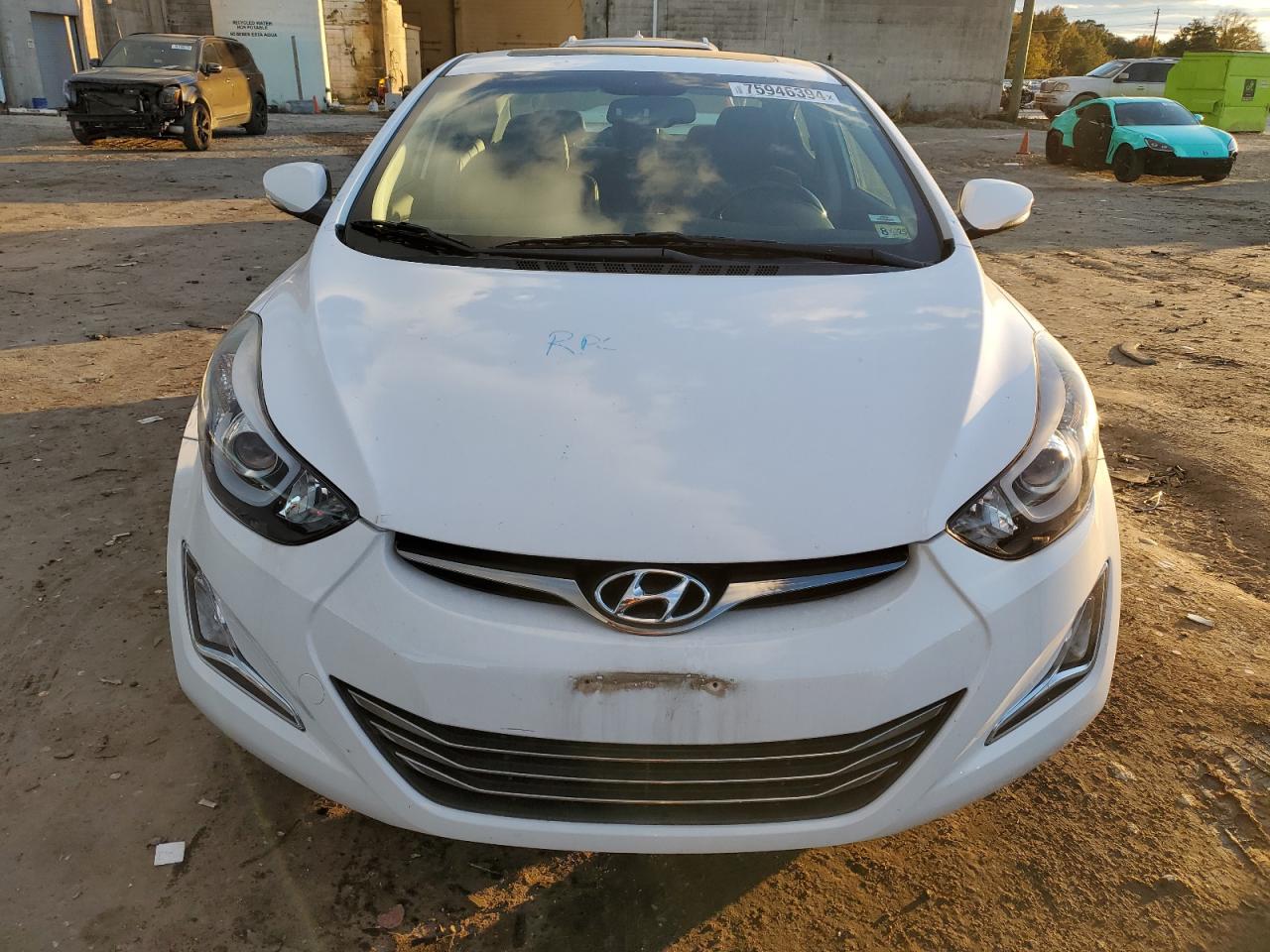 2015 Hyundai Elantra - Image 5