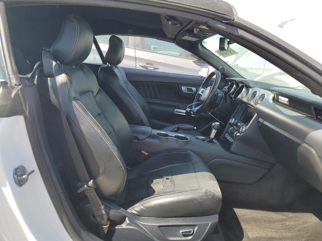 2018 Ford Mustang - Image 10