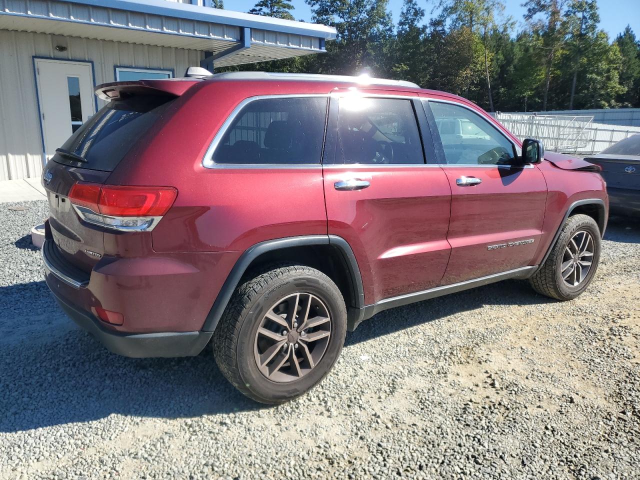 2019 Jeep Grand Cherokee - Image 3
