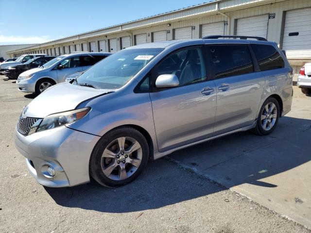 2011 Toyota Sienna Sport