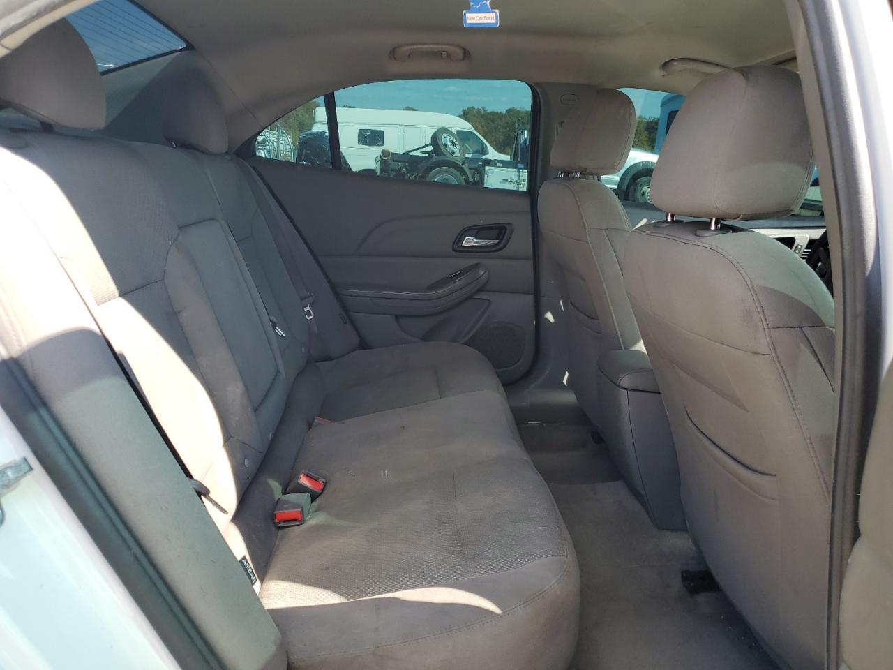 2015 Chevrolet Malibu - Image 11