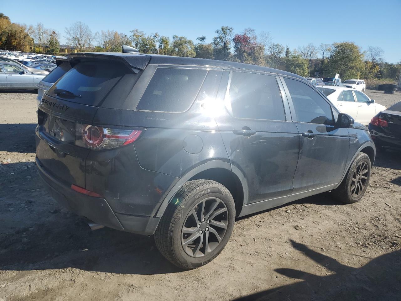 VIN SALCR2RX3JH744301 2018 LAND ROVER DISCOVERY no.3