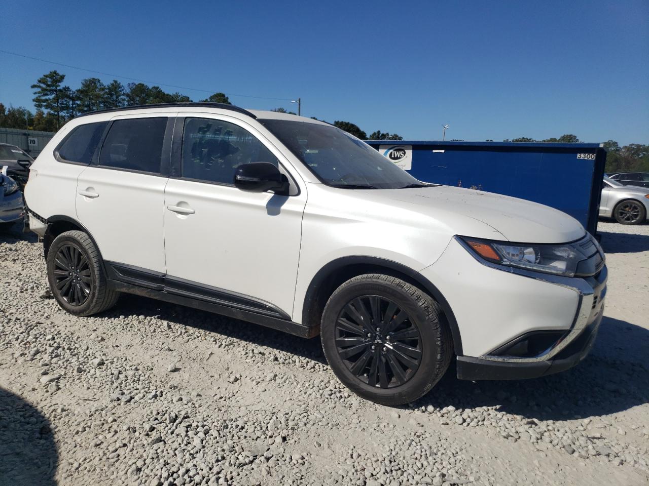 2020 Mitsubishi Outlander - Image 4