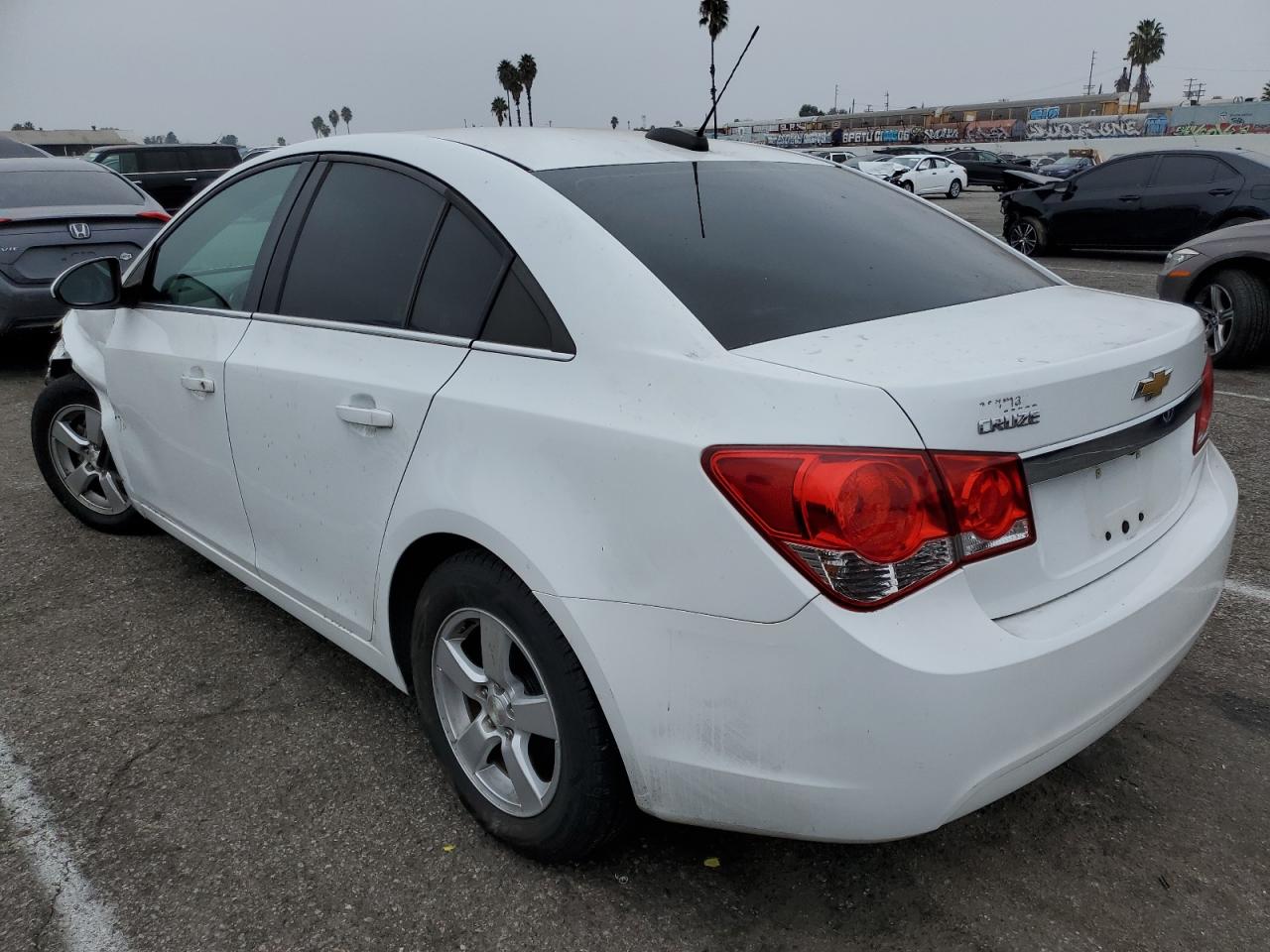 2015 Chevrolet Cruze - Image 2