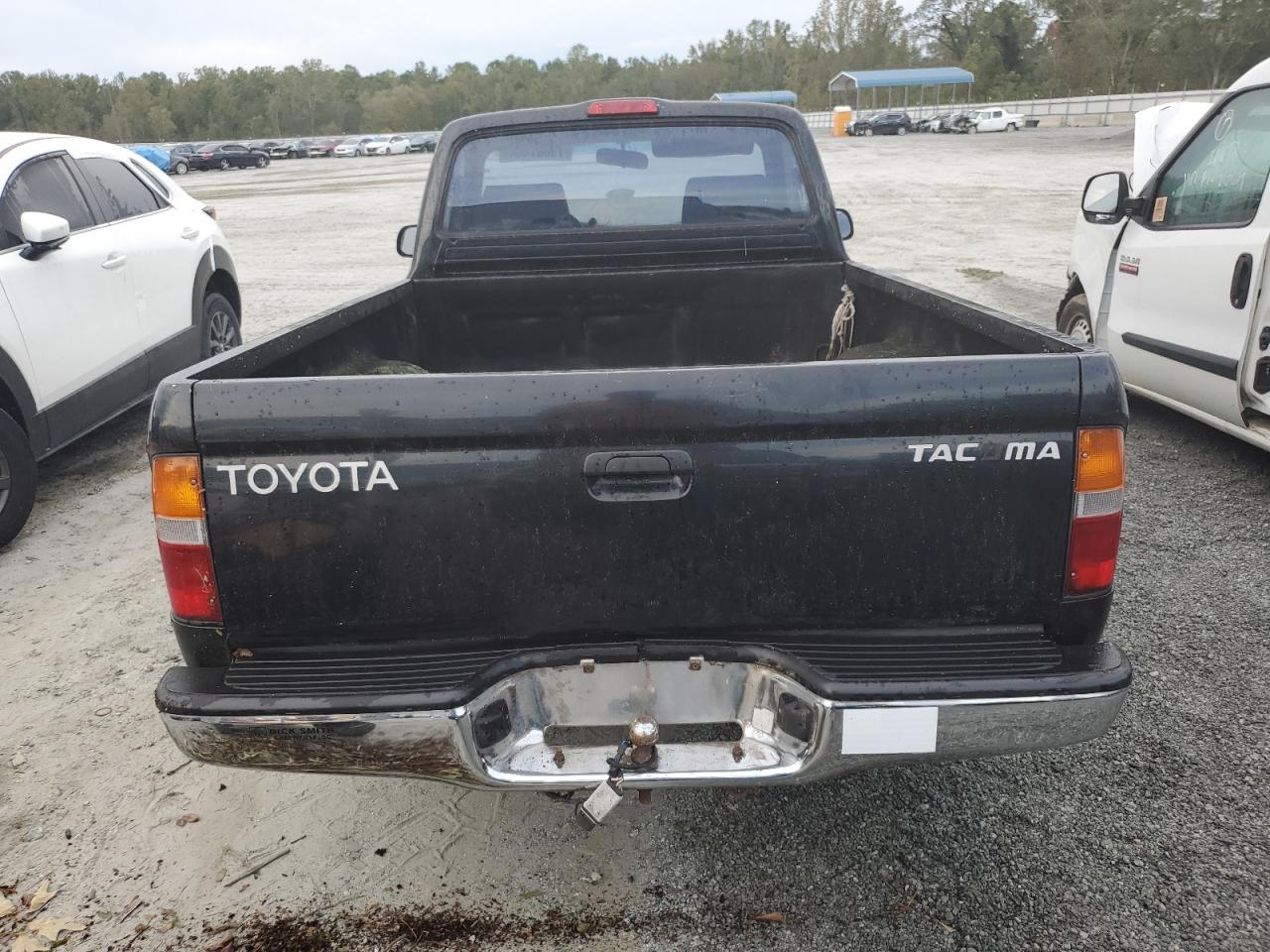 2000 Toyota Tacoma VIN: 4TANL42N1YZ650231 Lot: 73687404