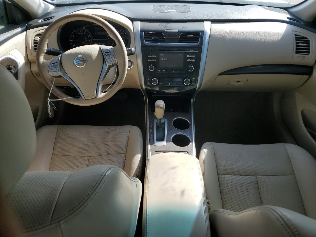 2014 Nissan Altima - Image 8