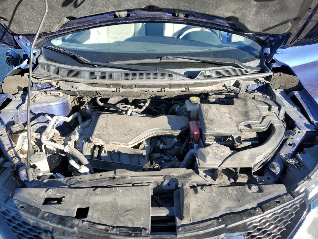 2018 Nissan Rogue - Image 12