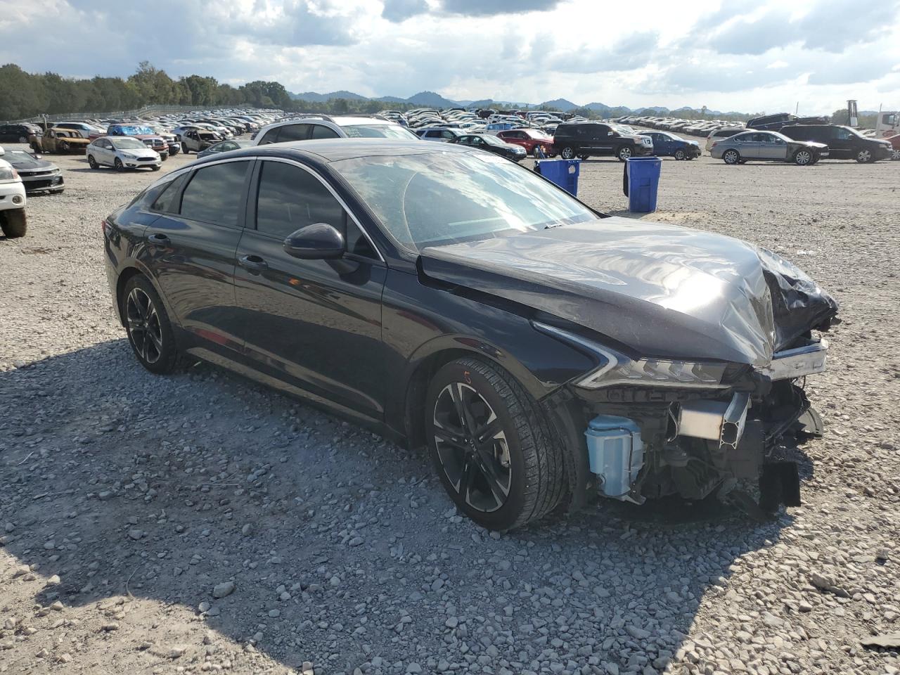 2021 Kia K5 - Image 4