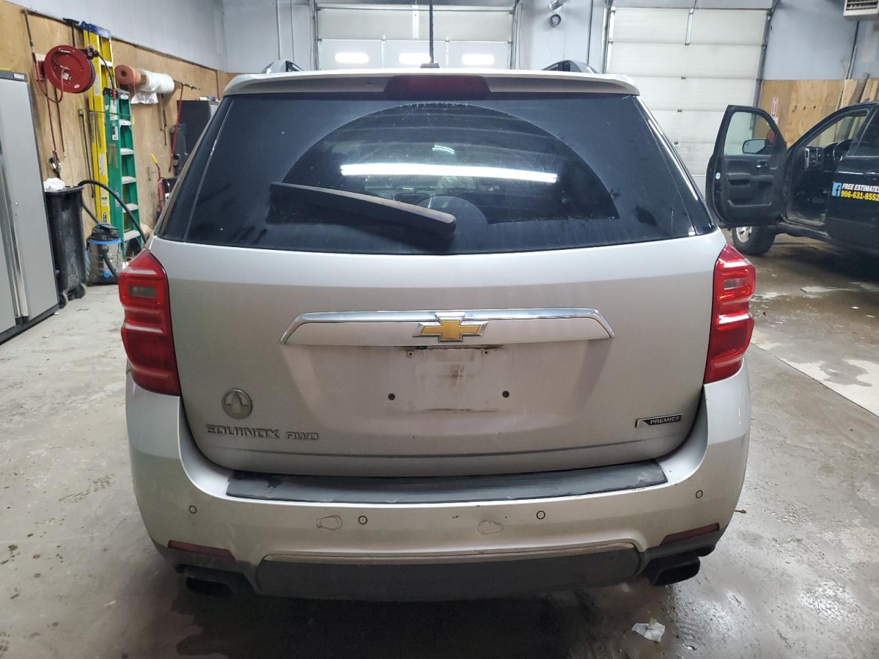 2017 Chevrolet Equinox - Image 6