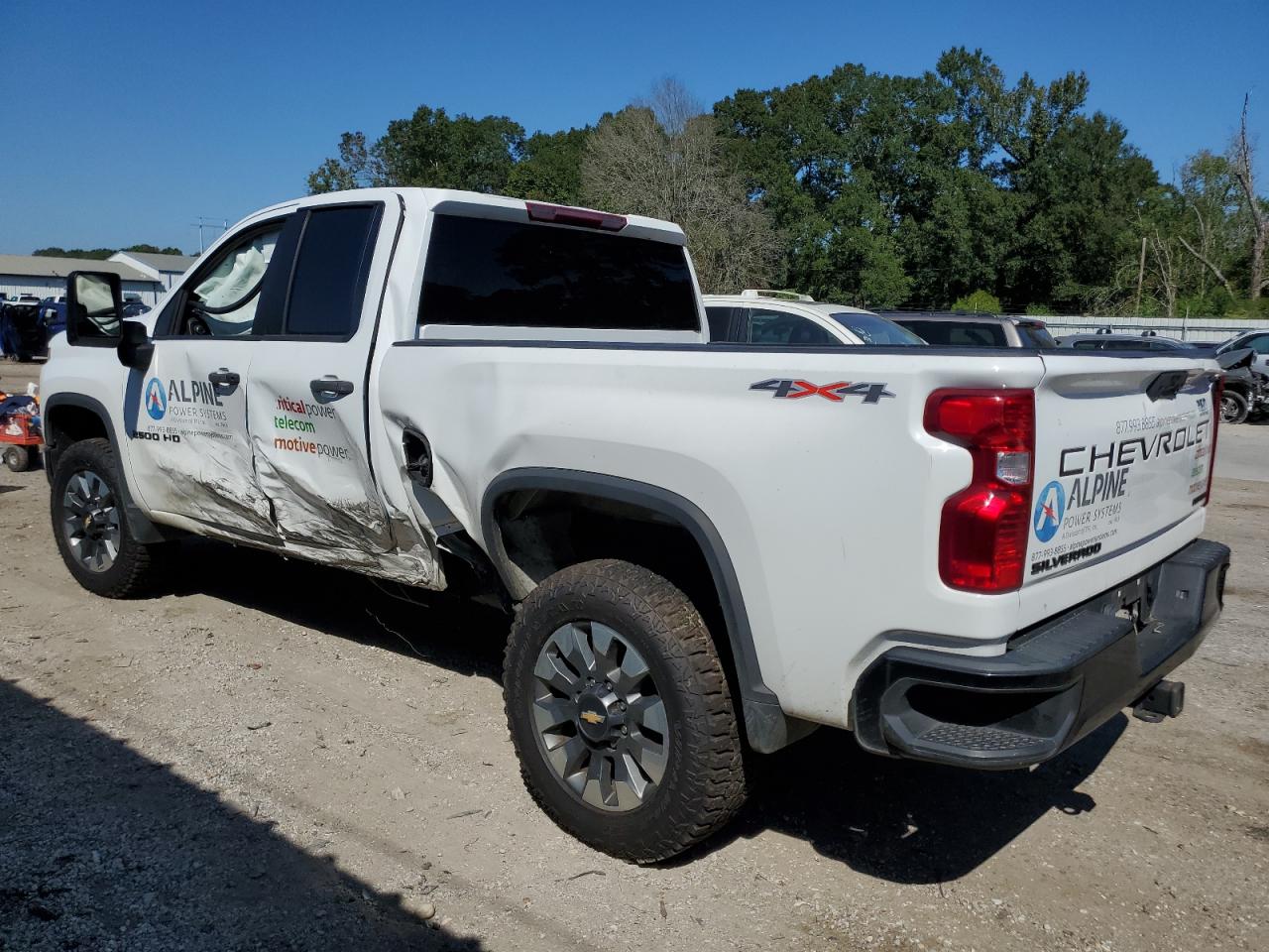2022 Chevrolet Silverado - Image 2