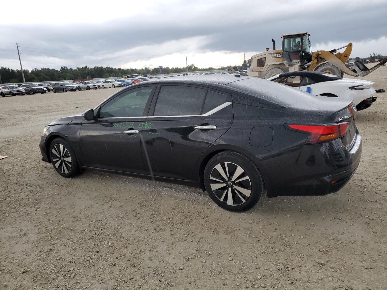 2021 Nissan Altima - Image 2