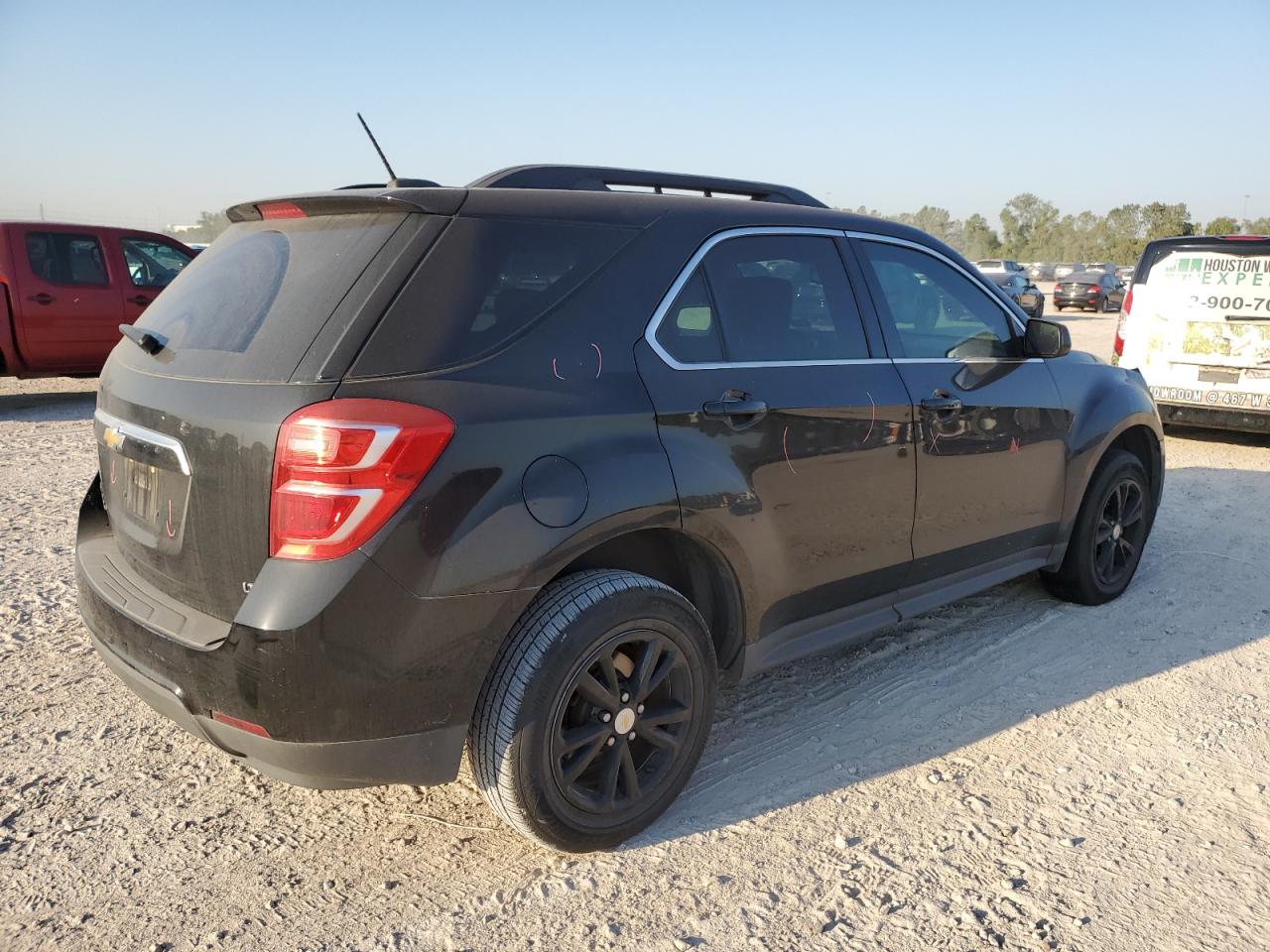 2017 Chevrolet Equinox - Image 3