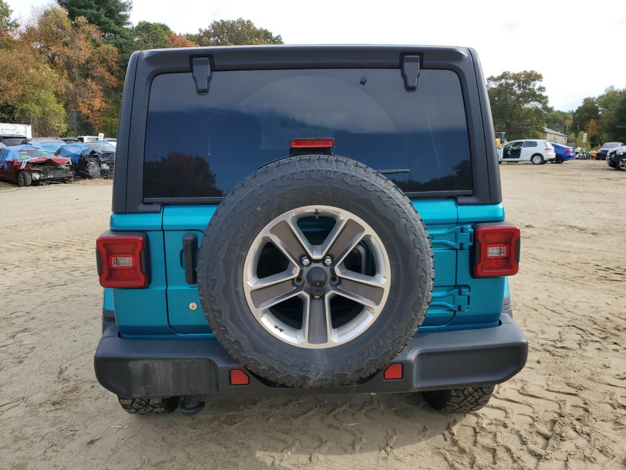 2020 Jeep Wrangler Unlimited Sahara VIN: 1C4HJXEN5LW107415 Lot: 76152244