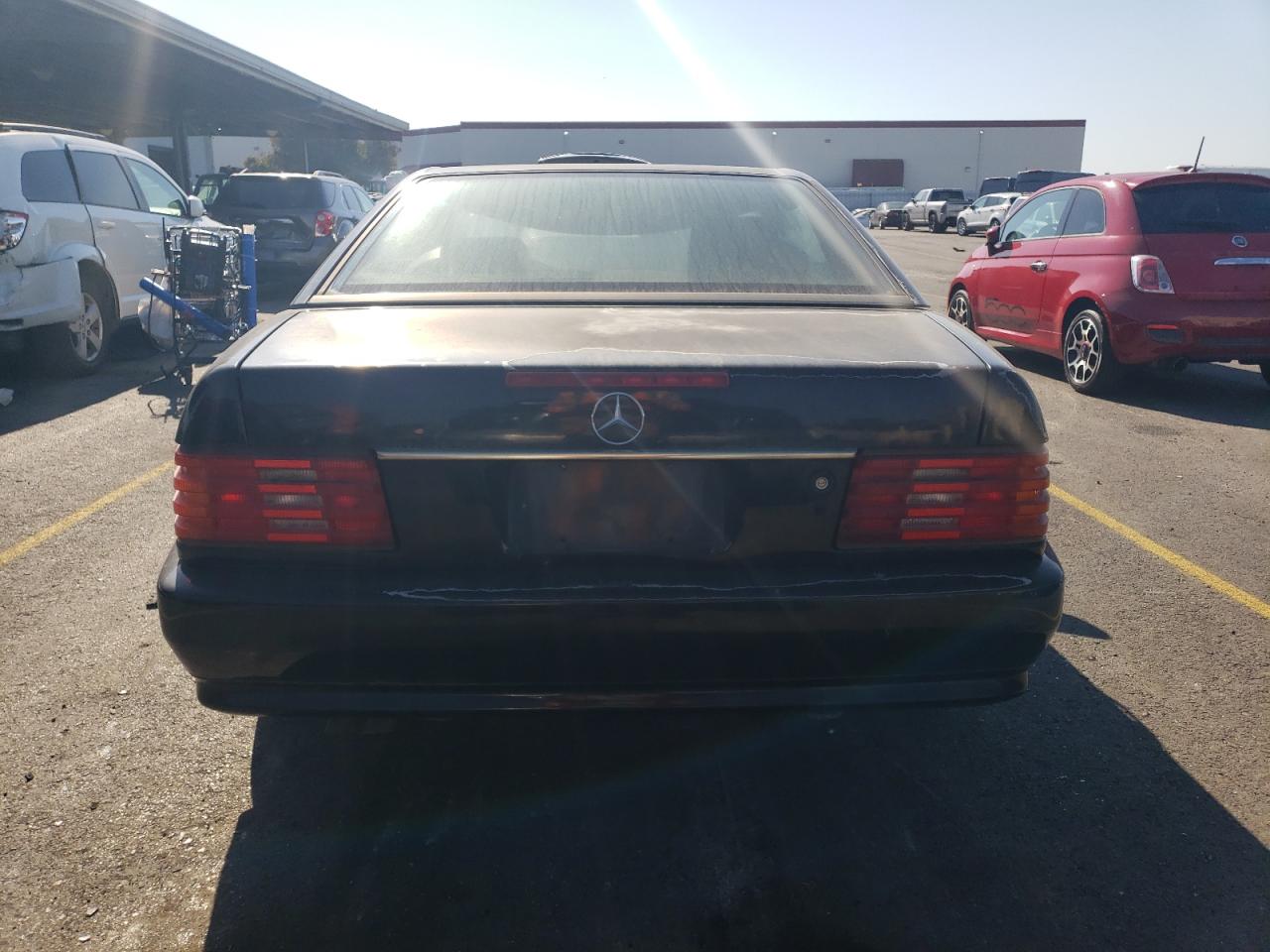 WDBFA67E9PF075233 1993 Mercedes-Benz 500 Sl