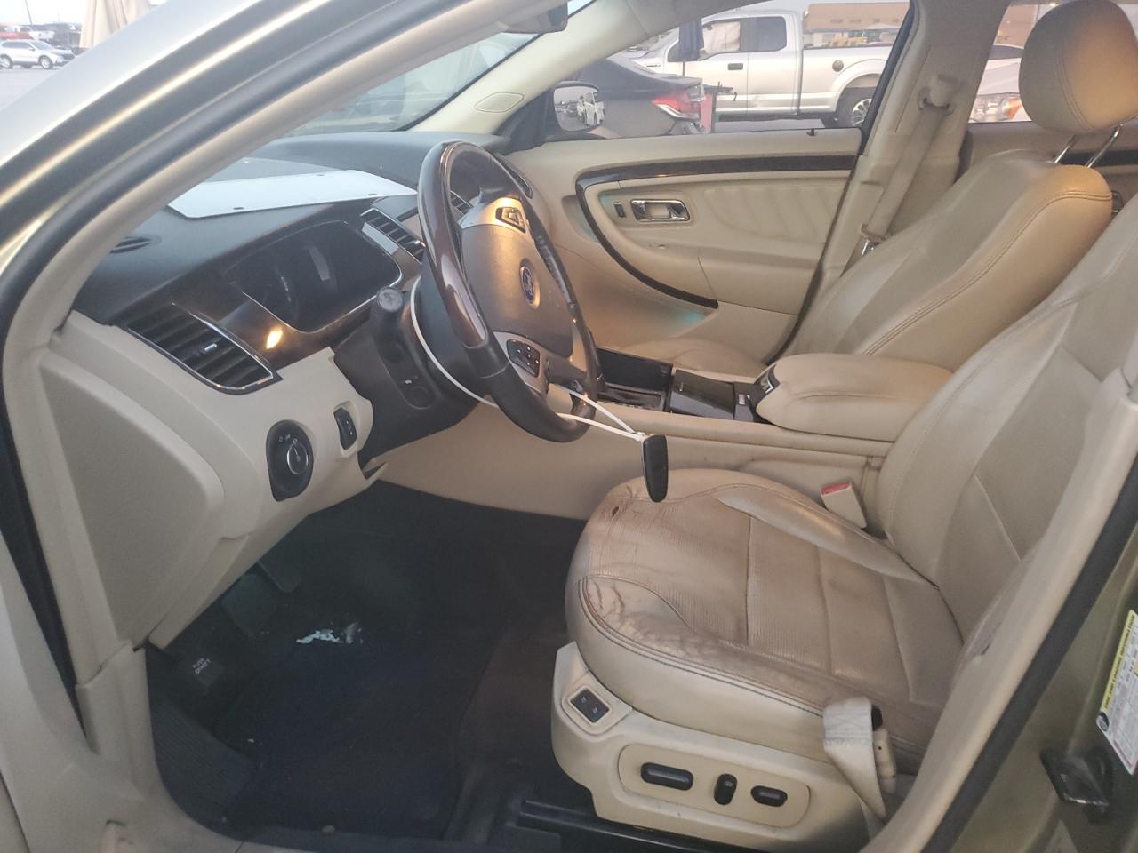 2013 Ford Taurus - Image 7
