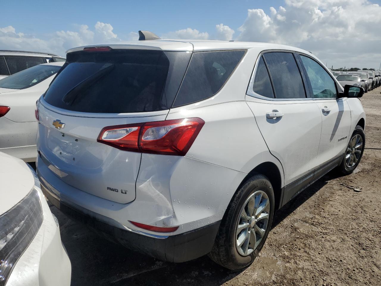 2018 Chevrolet Equinox - Image 3