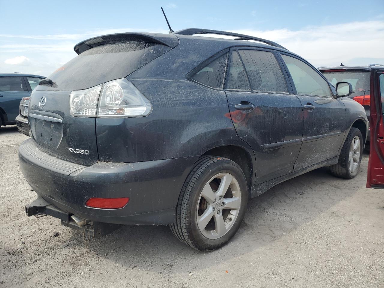 2004 Lexus RX - Image 3
