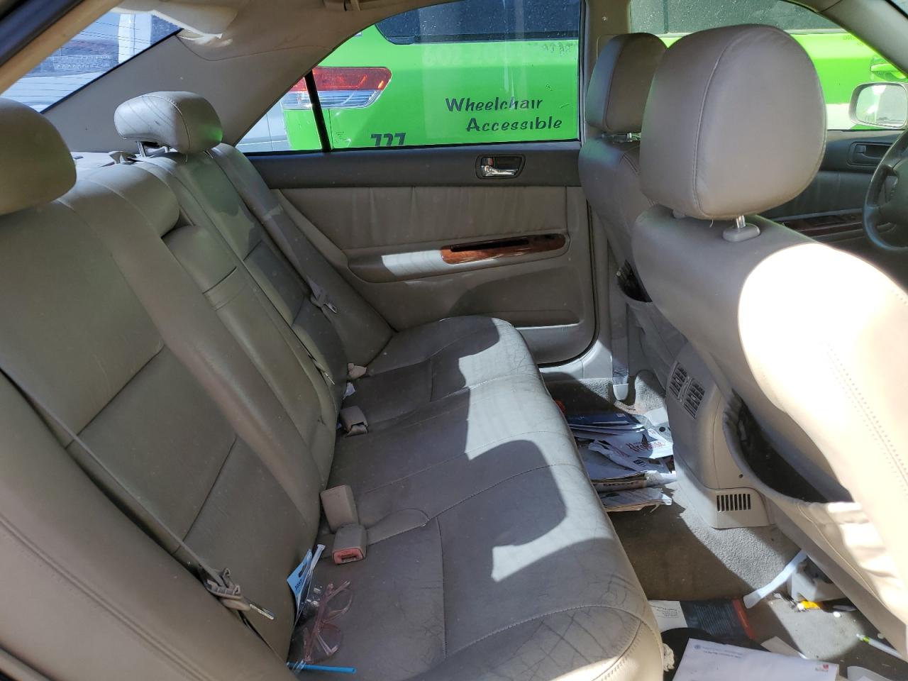 2004 Toyota Camry - Image 10