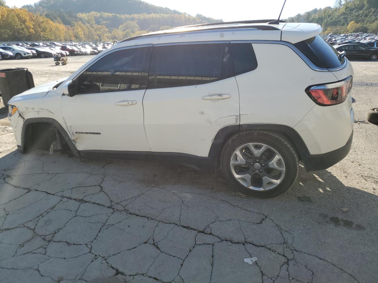 2019 Jeep Compass Limited VIN: 3C4NJDCB4KT771882 Lot: 76765214