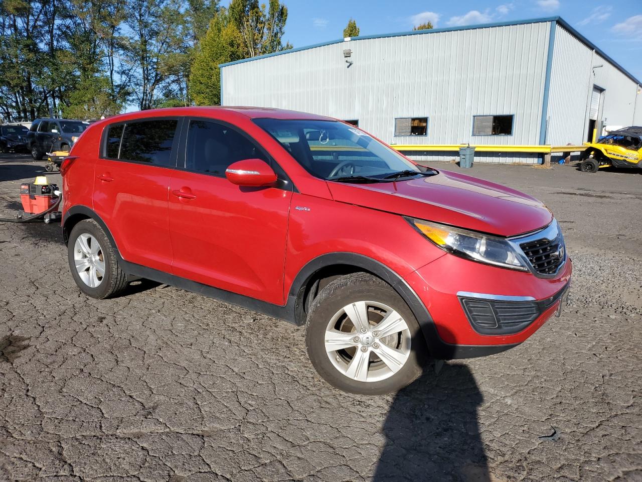 VIN KNDPBCA23D7383987 2013 KIA SPORTAGE no.4