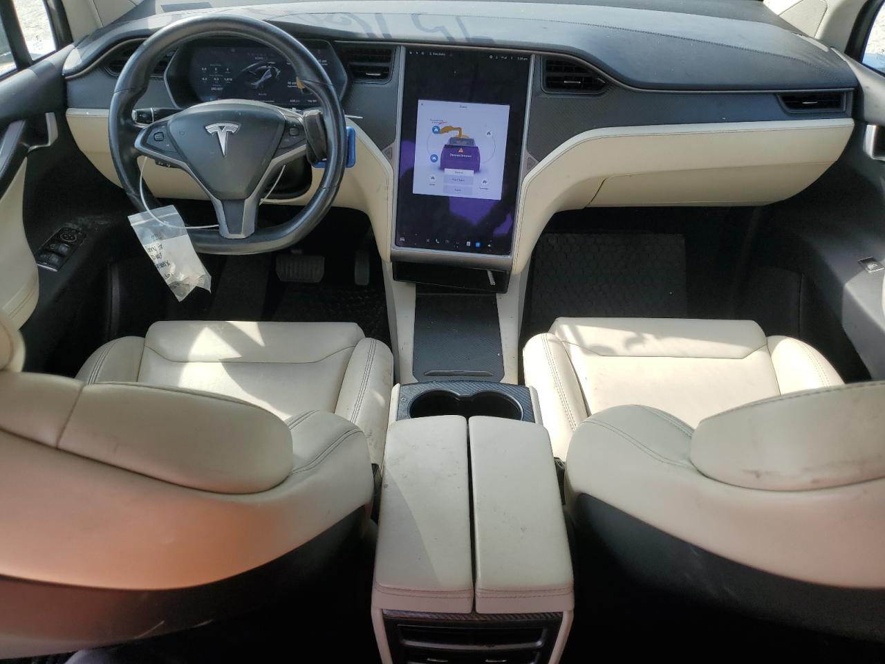 5YJXCAE23JF120643 2018 Tesla Model X